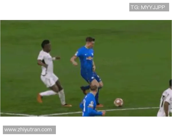 欧冠激战多特蒙德5-1波尔图补时进球引发全场沸腾与争议判罚